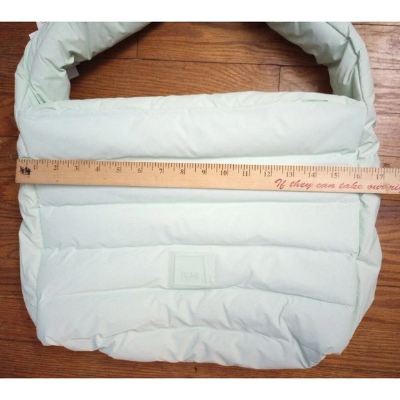 Rains Tote Puffer Bag Loop Shopper Mini Mint Green MSRP $140 NWT Waterproof - Picture 10 of 12